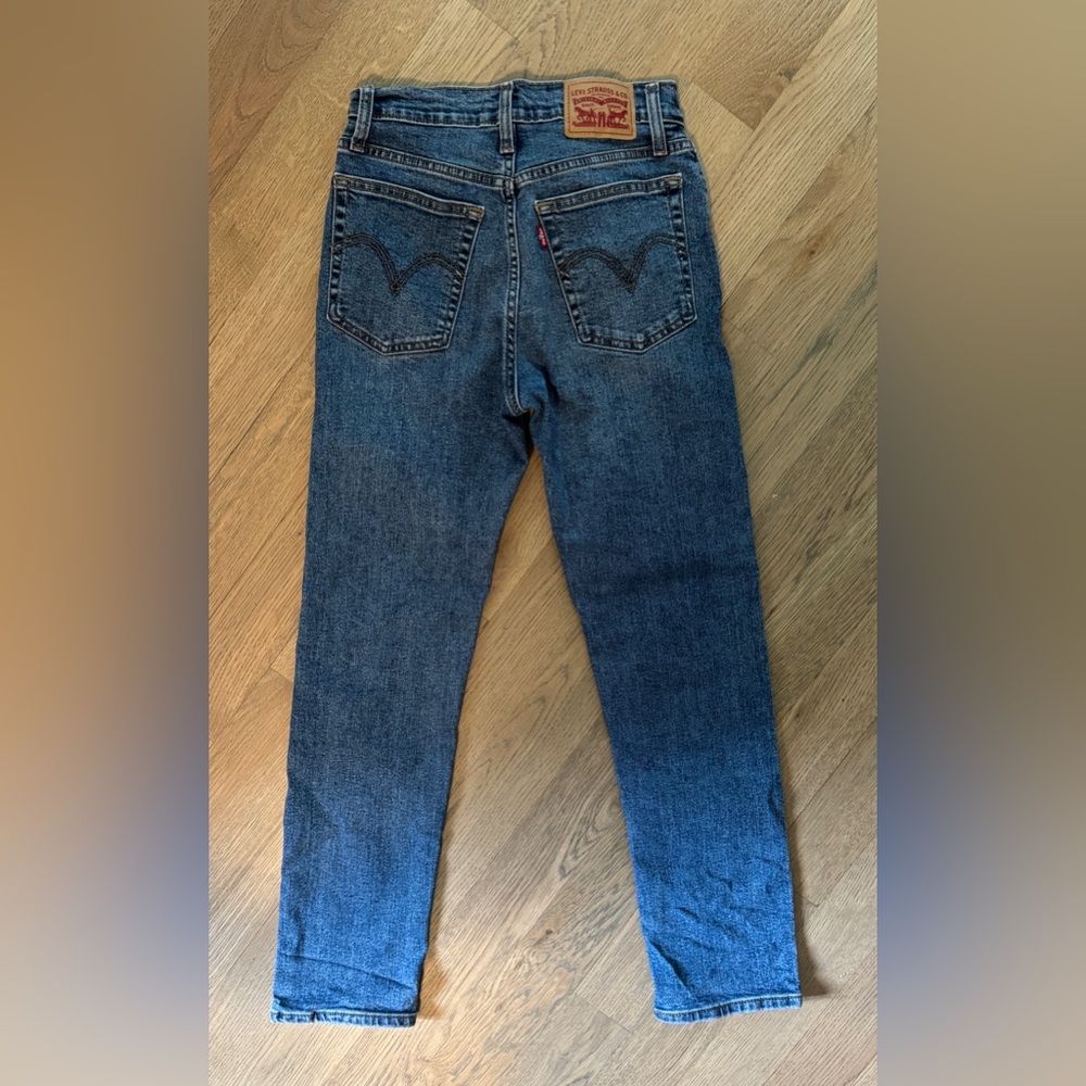 LEVI’S Wedgie Strait - Picture 4 of 4